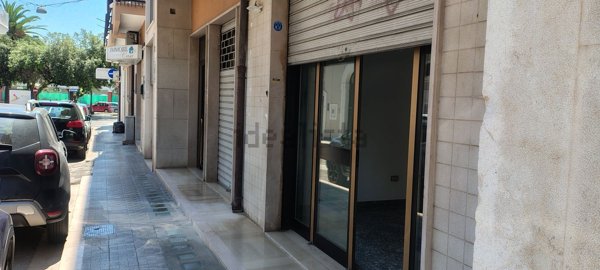 locale commerciale in affitto a Manfredonia in zona Centro Storico