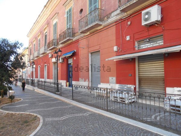 locale commerciale in affitto a San Severo
