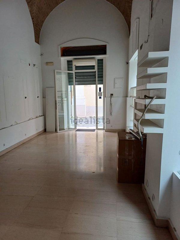 locale commerciale in affitto a San Severo