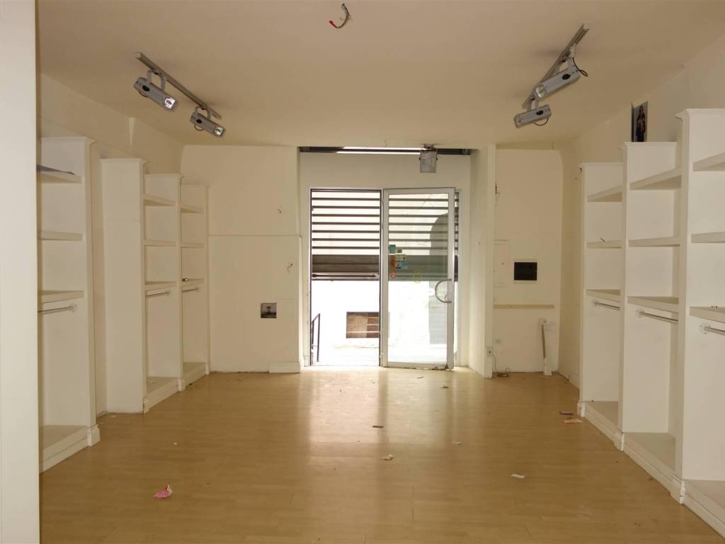 negozio in affitto a San Severo in zona Centro Storico