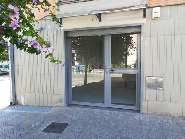 locale commerciale in affitto a San Severo