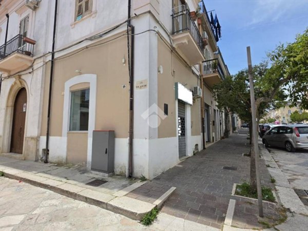 locale commerciale in affitto a Torremaggiore