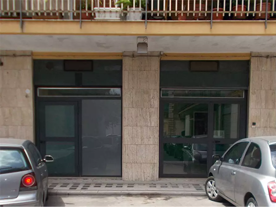 trivano in affitto ad Acquaviva delle Fonti