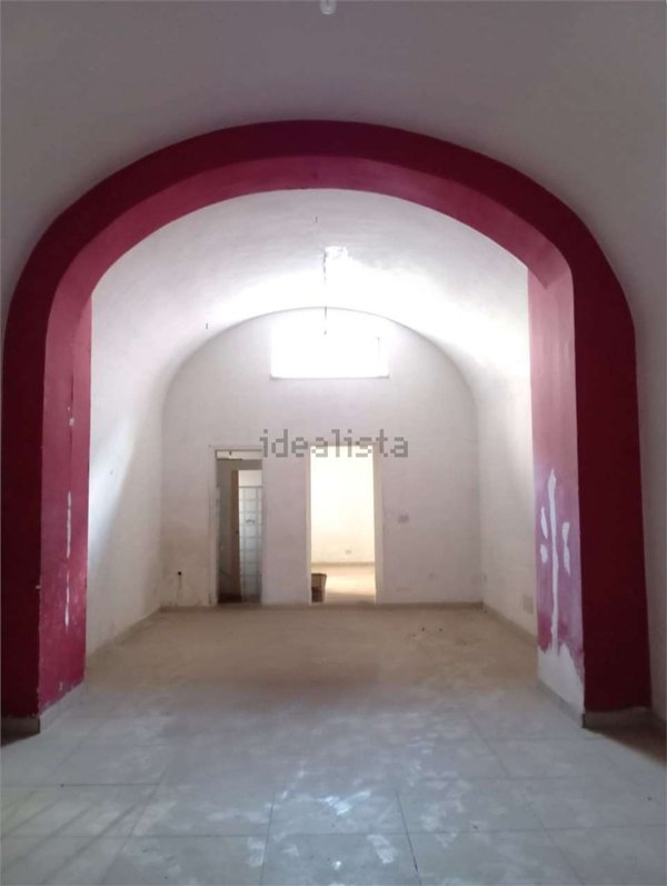 locale commerciale in affitto ad Acquaviva delle Fonti