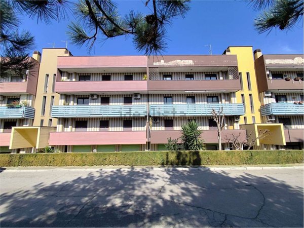 ufficio in affitto ad Acquaviva delle Fonti