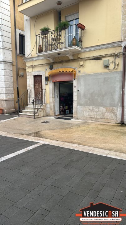 locale commerciale in affitto ad Adelfia in zona Canneto