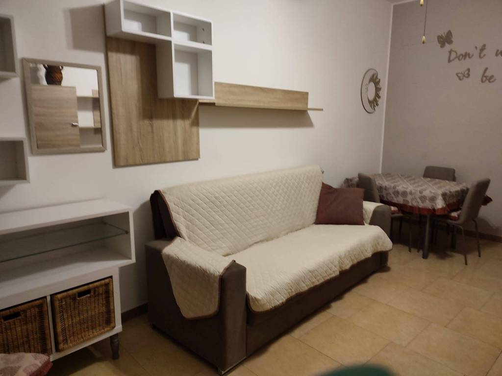 casa indipendente in affitto ad Adelfia