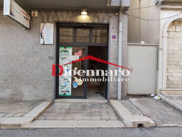 negozio in affitto ad Altamura