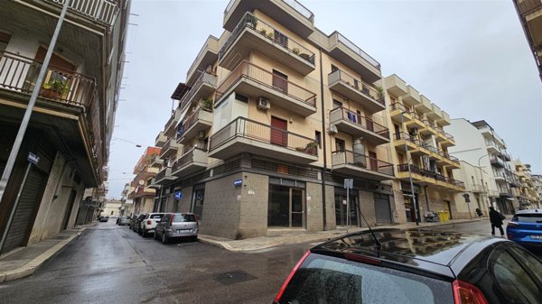 locale commerciale in affitto ad Altamura