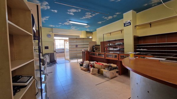 locale commerciale in affitto ad Altamura
