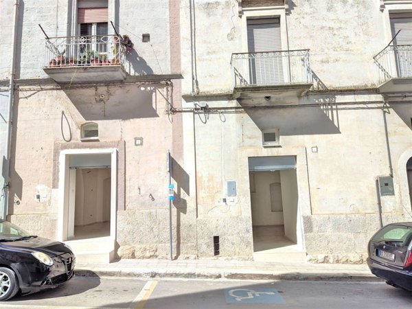 locale commerciale in affitto ad Altamura