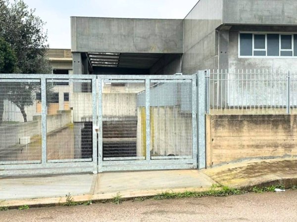 locale commerciale in affitto ad Altamura