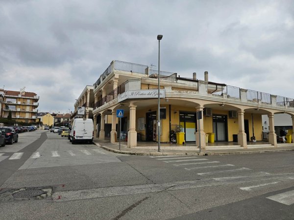 locale commerciale in affitto ad Altamura