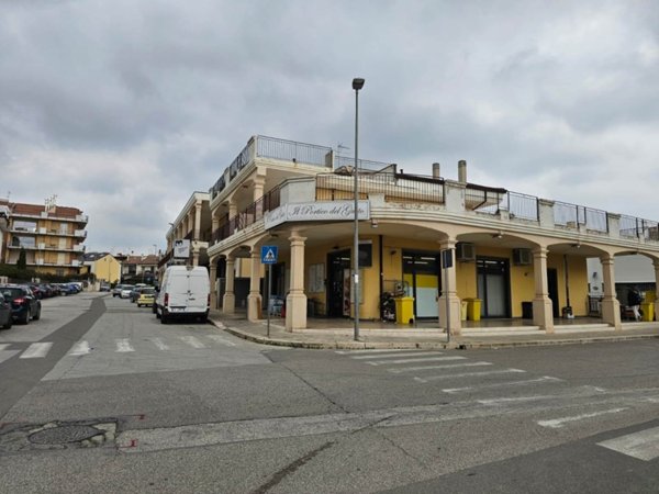 locale commerciale in affitto ad Altamura