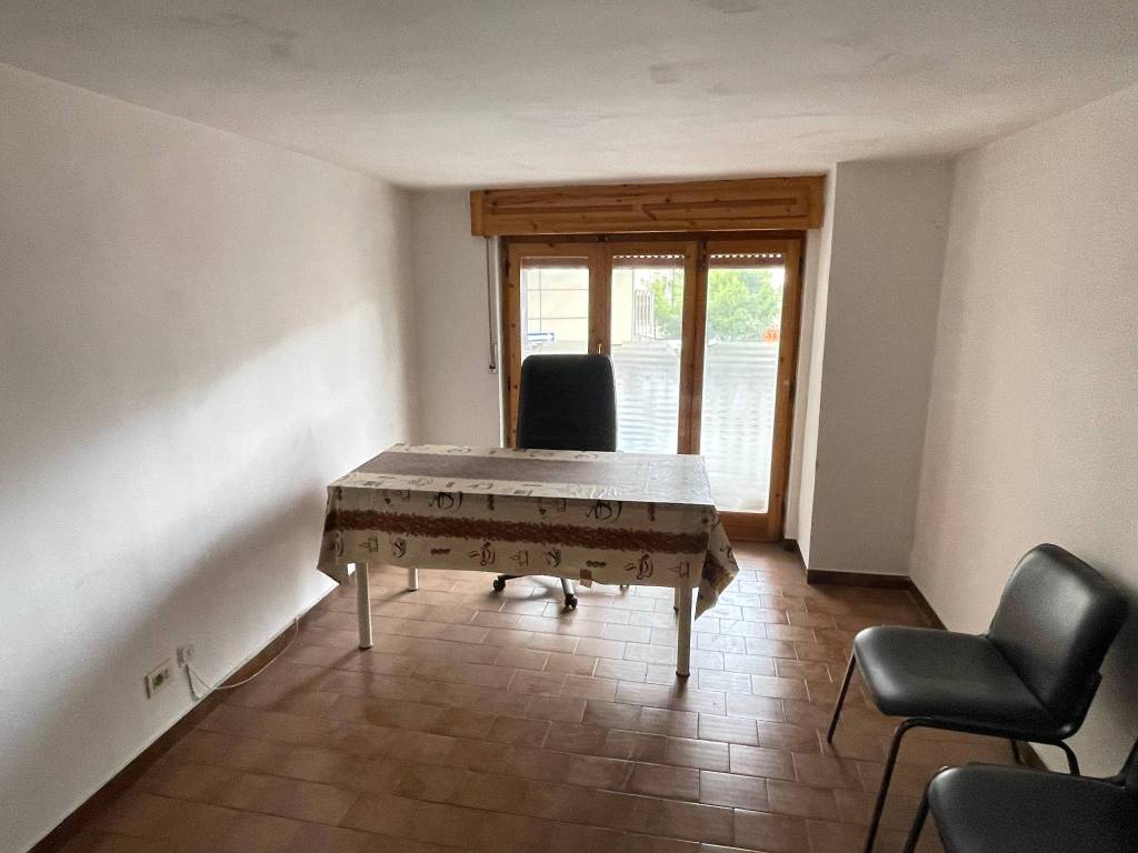 ufficio in affitto ad Altamura