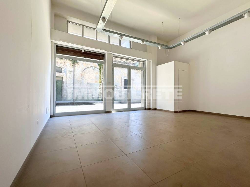 negozio in affitto ad Altamura in zona Centro Storico