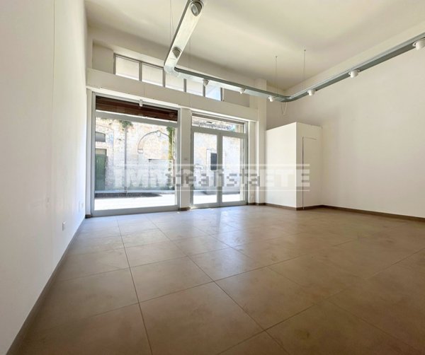 locale commerciale in affitto ad Altamura in zona Centro Storico