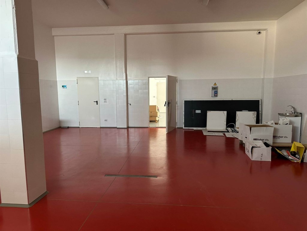 negozio in affitto ad Altamura