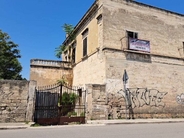 intera palazzina in affitto a Bari in zona Poggiofranco