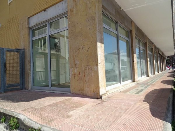 ufficio in affitto a Bari in zona Poggiofranco