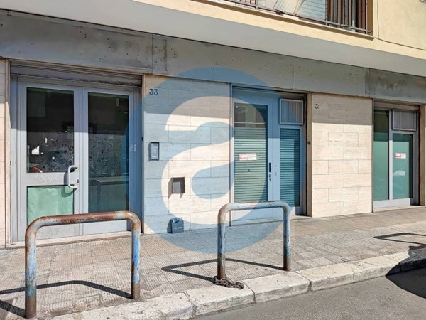 negozio in affitto a Bari in zona Poggiofranco