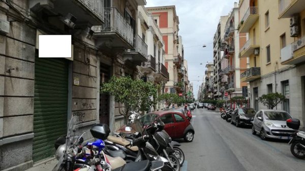 locale commerciale in affitto a Bari
