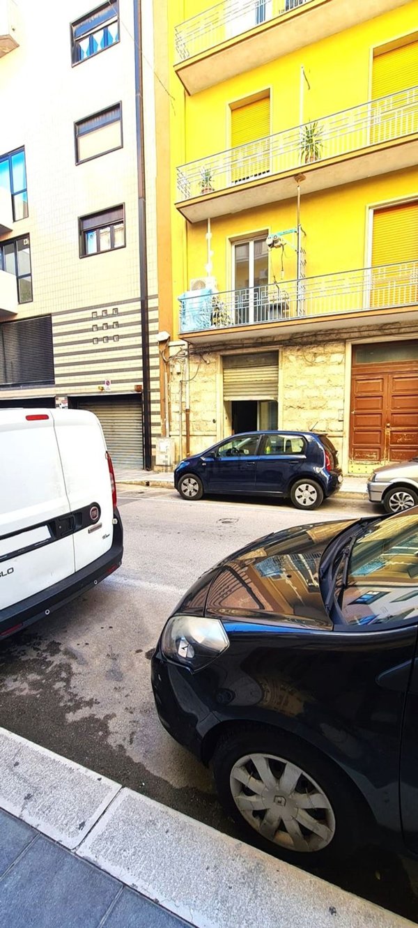 locale commerciale in affitto a Bari in zona Carrassi