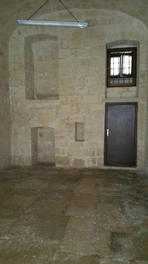 negozio in affitto a Bari in zona Murat