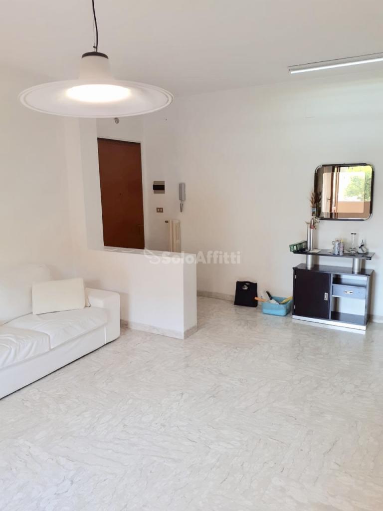 appartamento in affitto a Bari in zona Carbonara