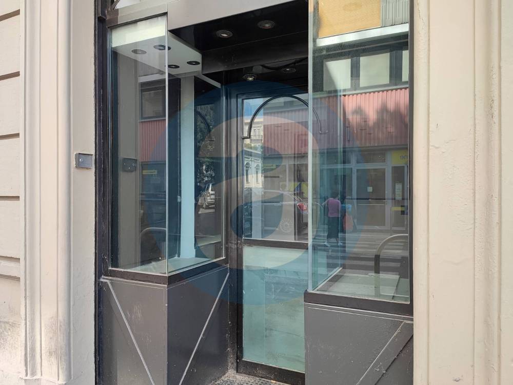 locale commerciale in affitto a Bari in zona Città Vecchia