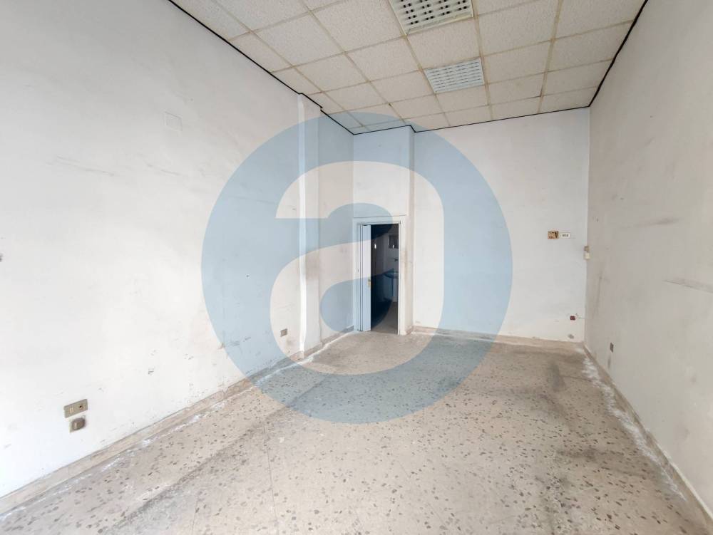 locale commerciale in affitto a Bari