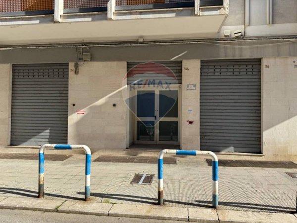 locale commerciale in affitto a Bari