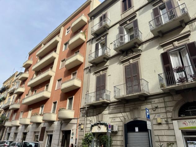 negozio in affitto a Bari