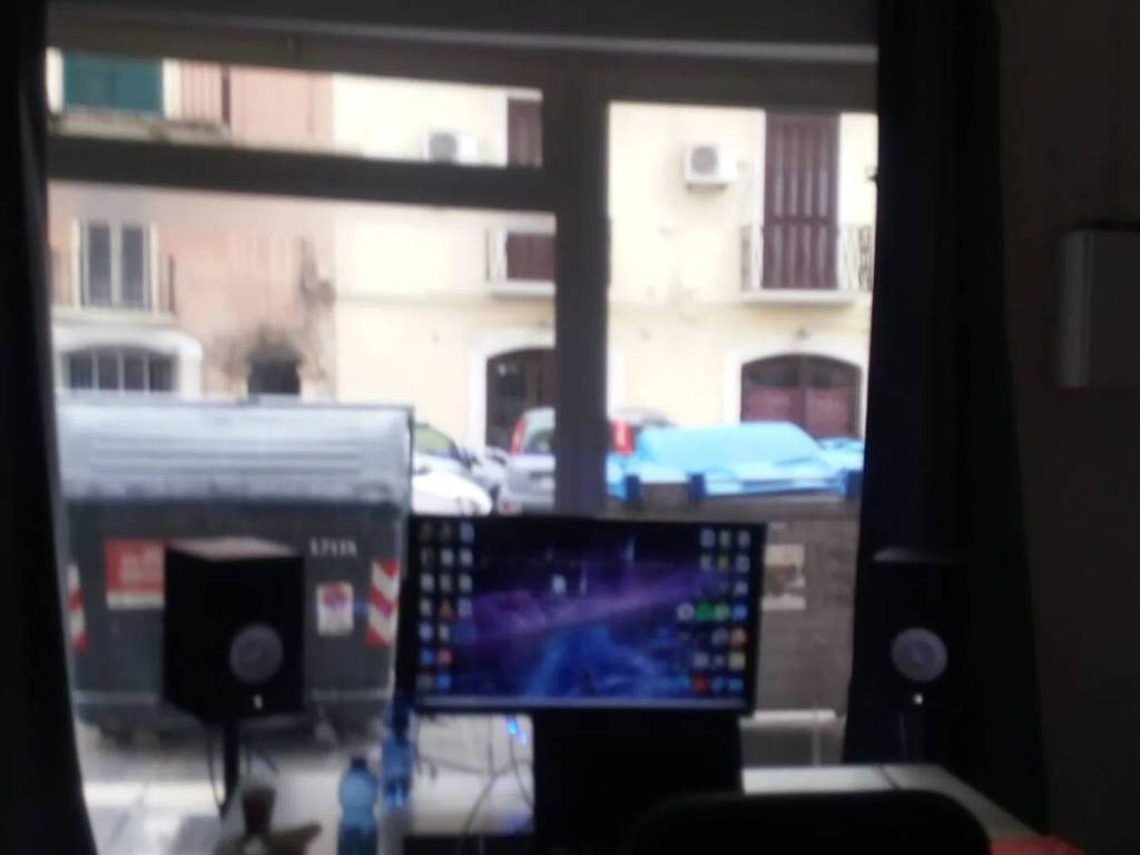 negozio in affitto a Bari in zona Murat