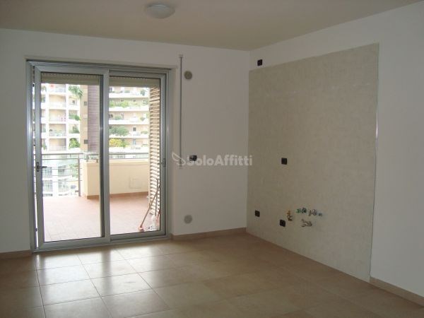 appartamento in affitto a Bari in zona Picone