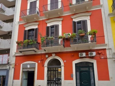 negozio in affitto a Bari in zona Libertà