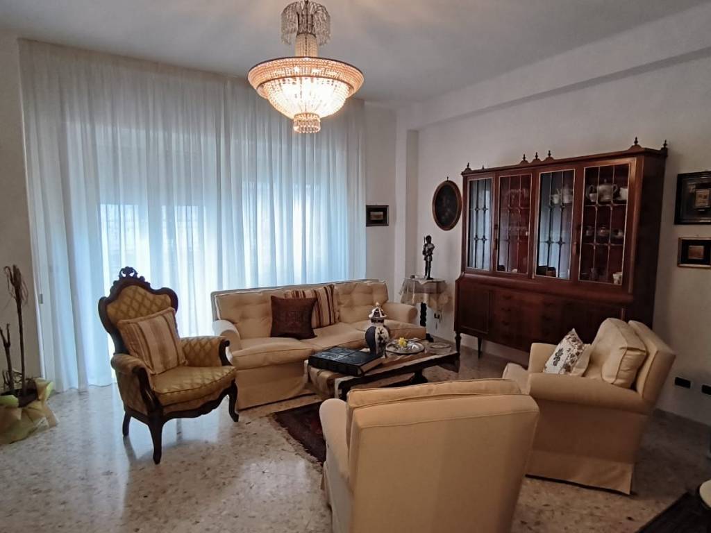 appartamento in affitto a Bari in zona Murat