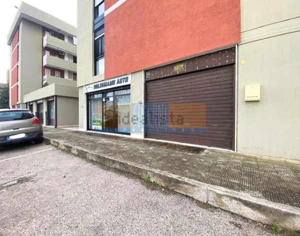 locale commerciale in affitto a Bari in zona San Pasquale