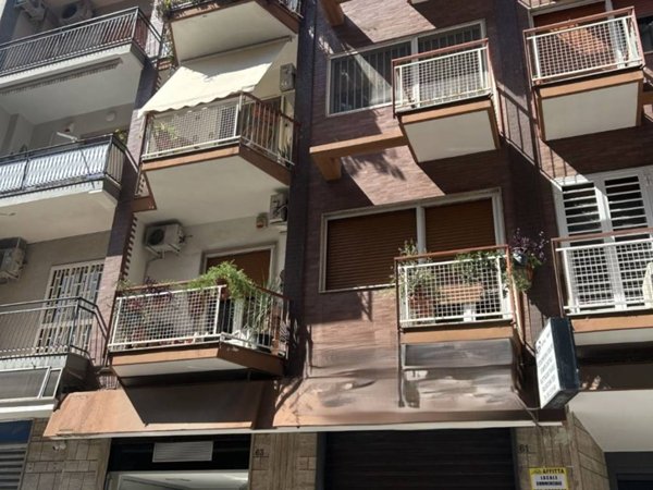 negozio in affitto a Bari in zona San Pasquale