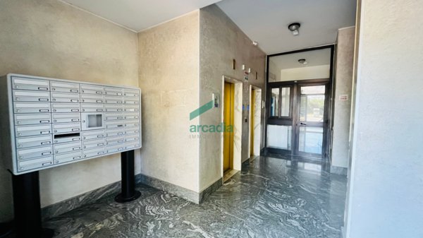 ufficio in affitto a Bari in zona Poggiofranco