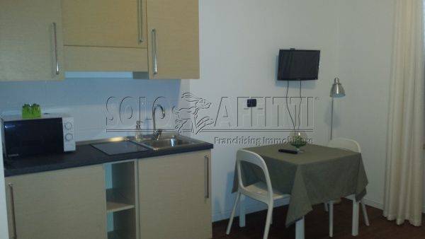 appartamento in affitto a Bari in zona Madonnella