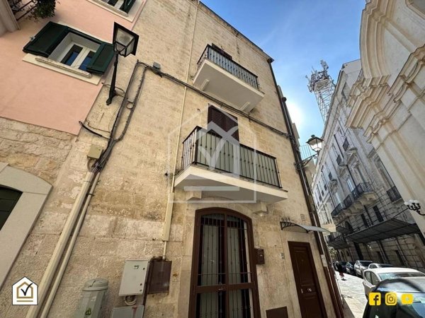 casa indipendente in affitto a Bari in zona Città Vecchia