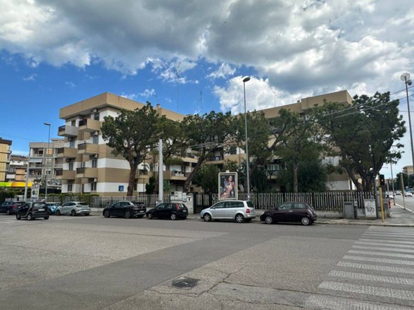ufficio in affitto a Bari in zona Mungivacca