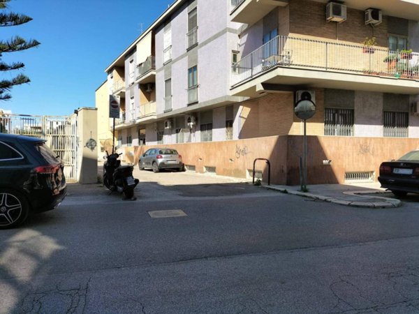 appartamento in affitto a Bari in zona Picone