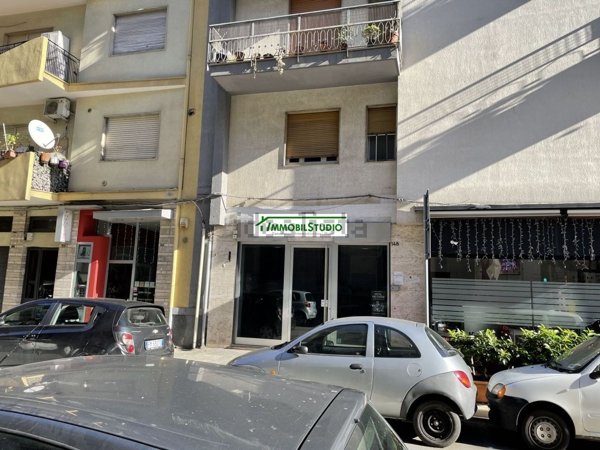 negozio in affitto a Bari in zona Libertà