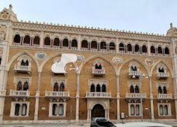 ufficio in affitto a Bari in zona Murat