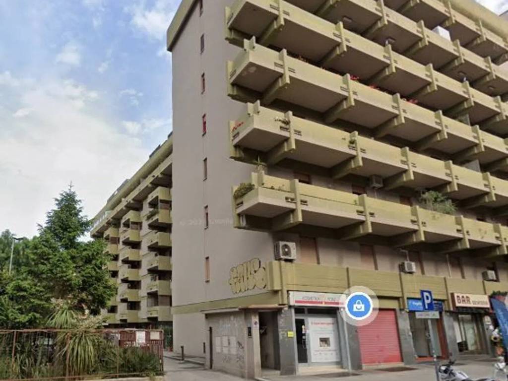 ufficio in affitto a Bari in zona Picone