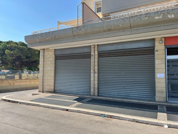 locale commerciale in affitto a Bari in zona San Paolo