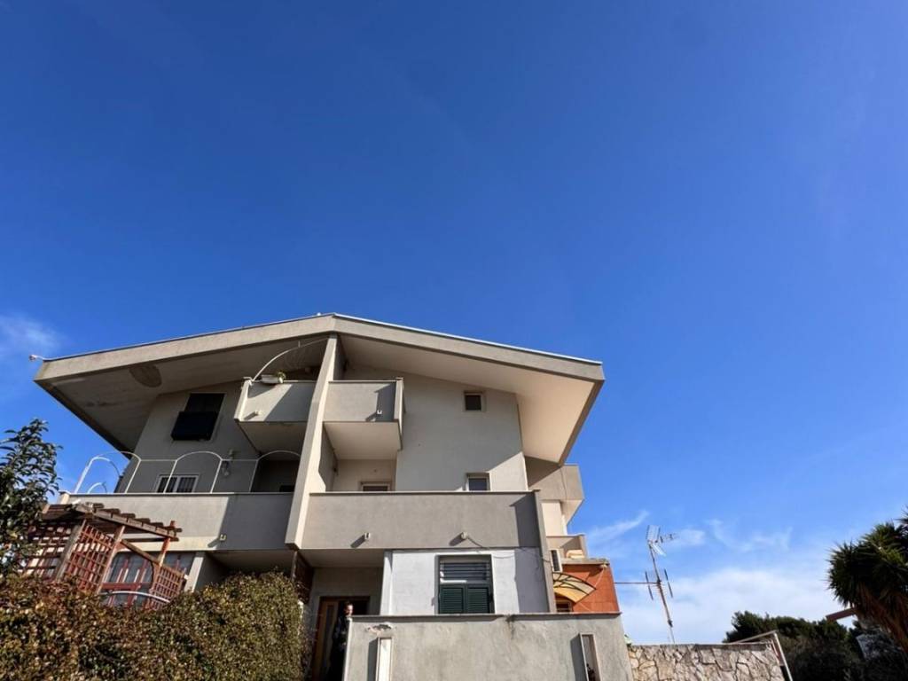 casa indipendente in affitto a Bari in zona Carbonara