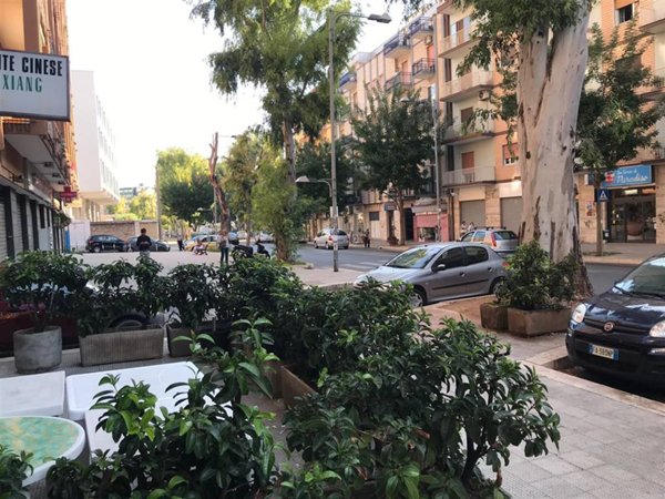 locale commerciale in affitto a Bari in zona Picone
